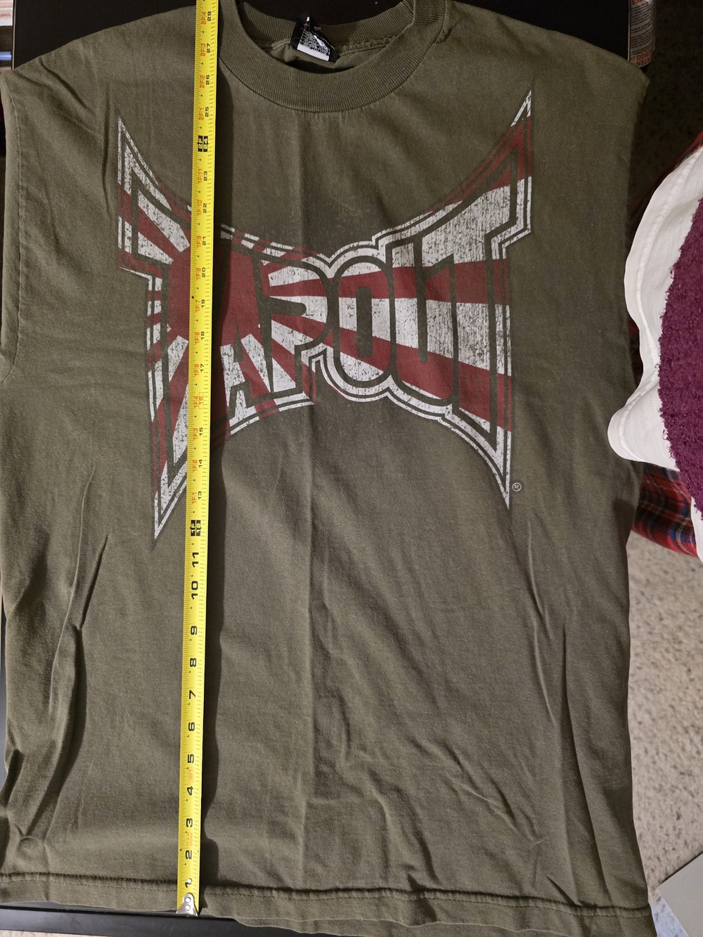 Tapout Logo Graphic Tee in Olive Green